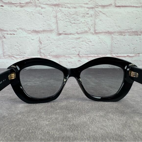 Chanel Cat Eye Black Sunglasses 71668A main image 13